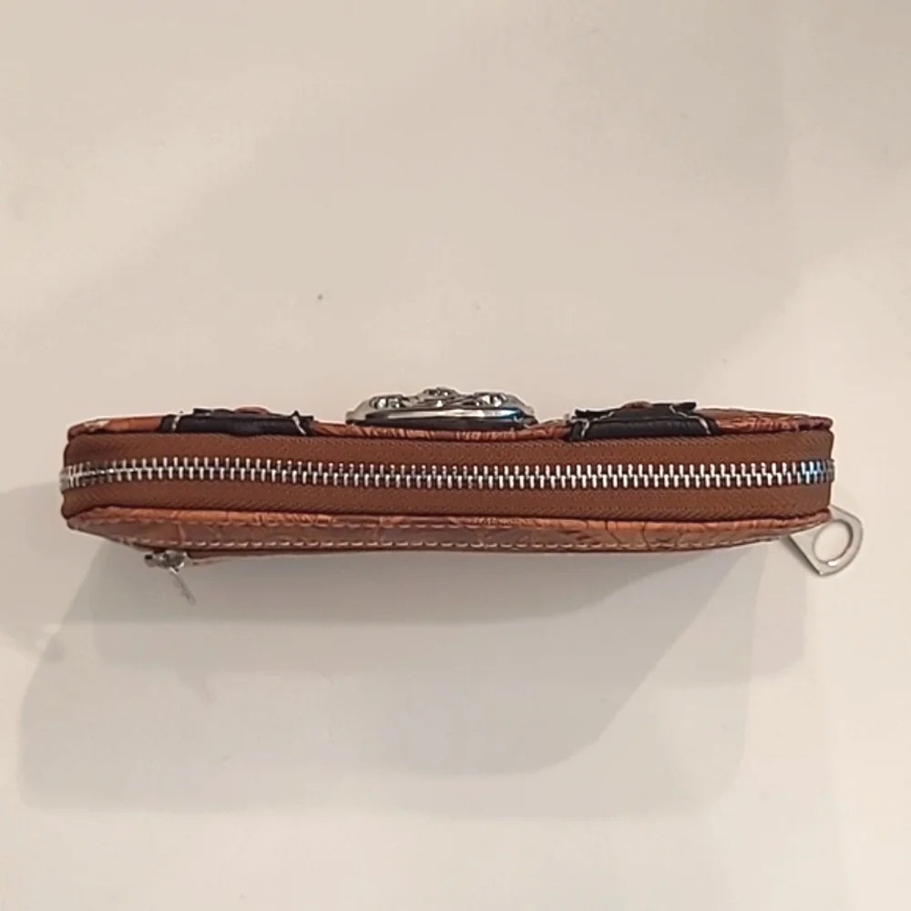 N/A stylish tooled